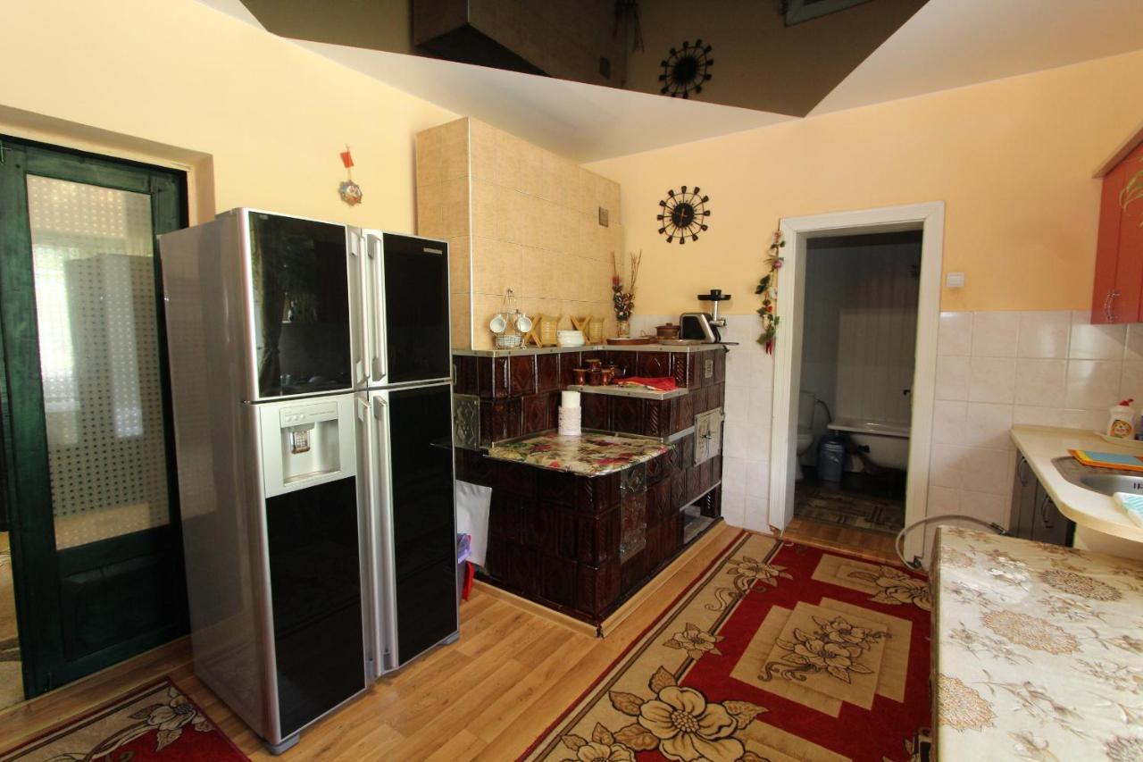 Котедж "Явірник" Tatariw Exterior foto